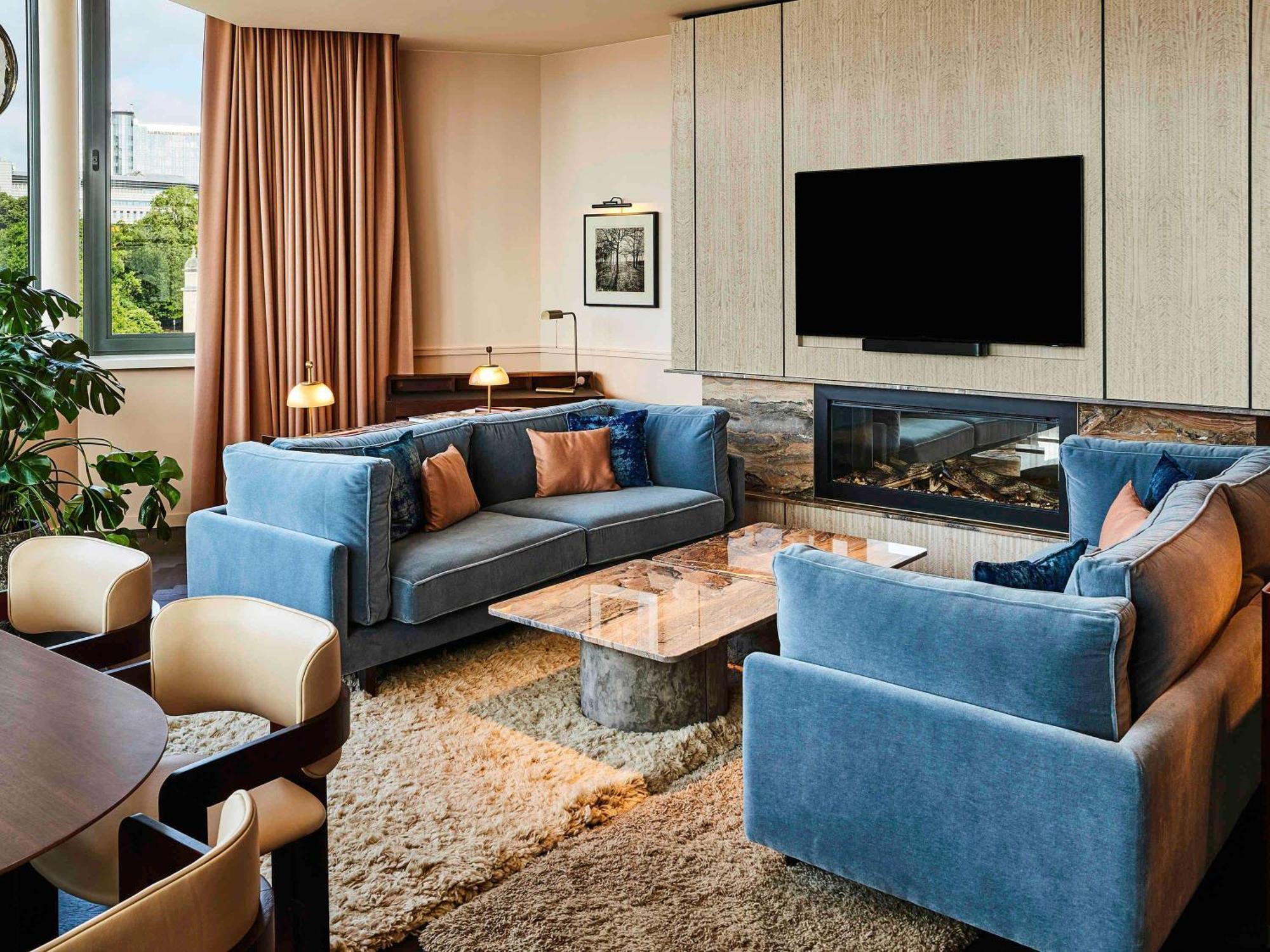 Sofitel Europe Khách sạn