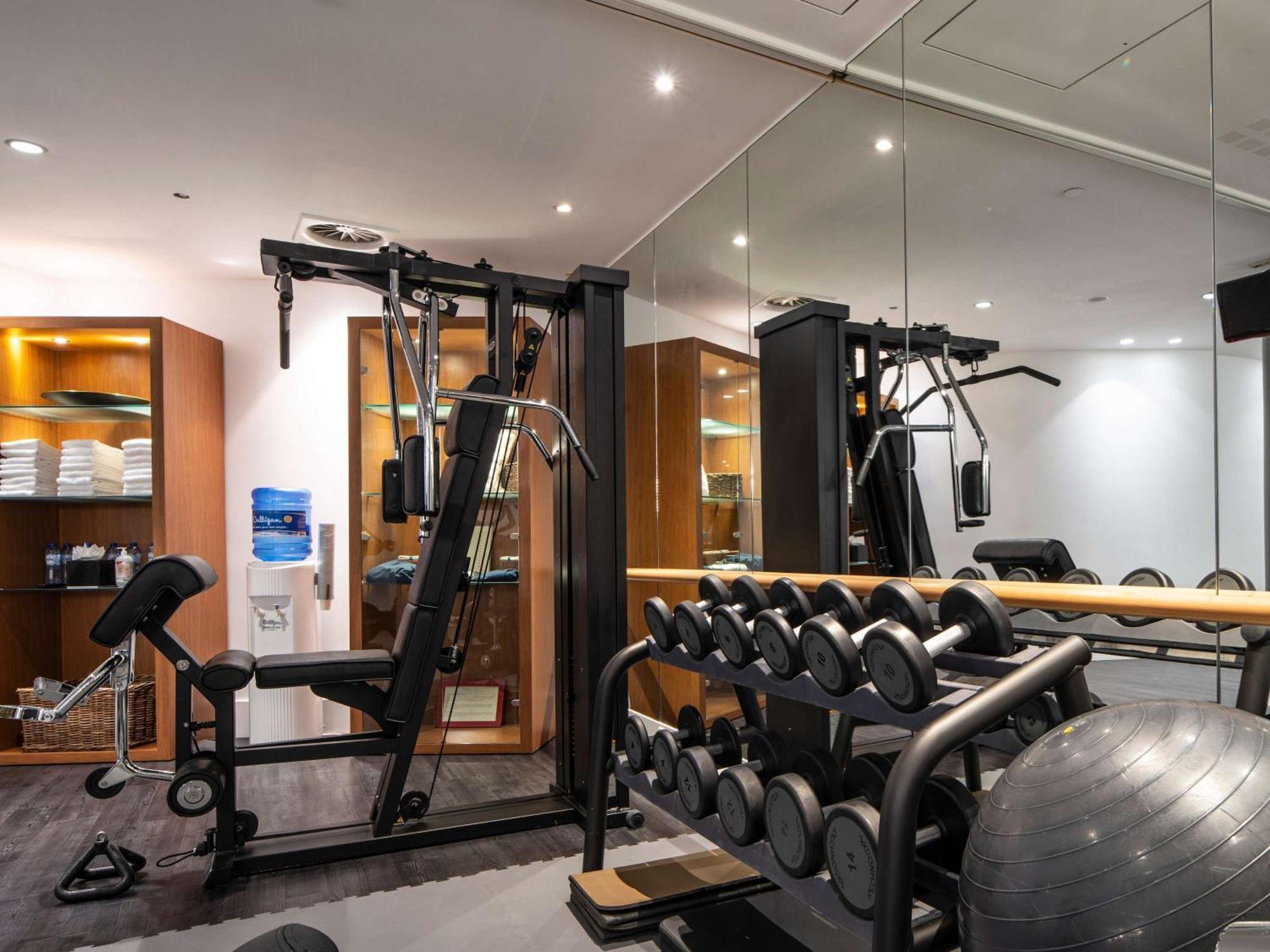 Sofitel Europe Khách sạn